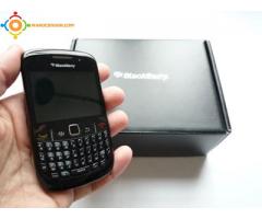 blackberry curve 8520