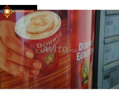 Distributeur de café et boissons chaude