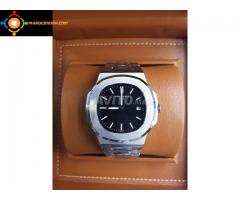 Montre PATEK PHILIPPE Nautilus noir