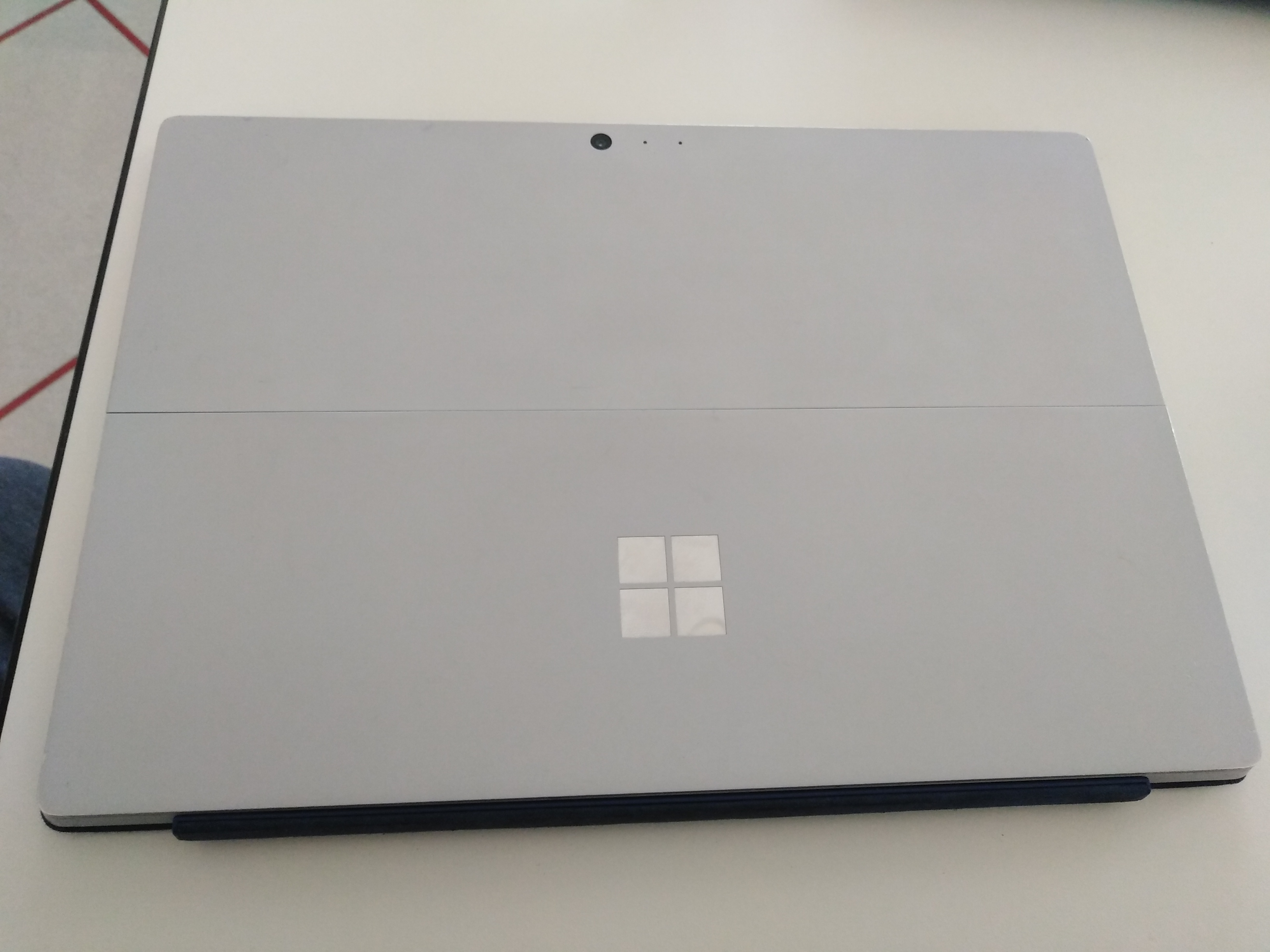 ordinateur Microsoft surface pro 4 i7 6ème génération