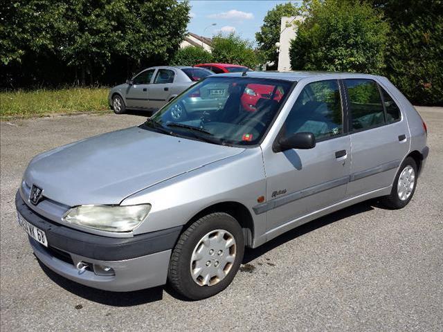 Peugeot 306