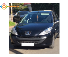 PEUGEOT 206 PLUS ESSENCE TOUTE OPTION