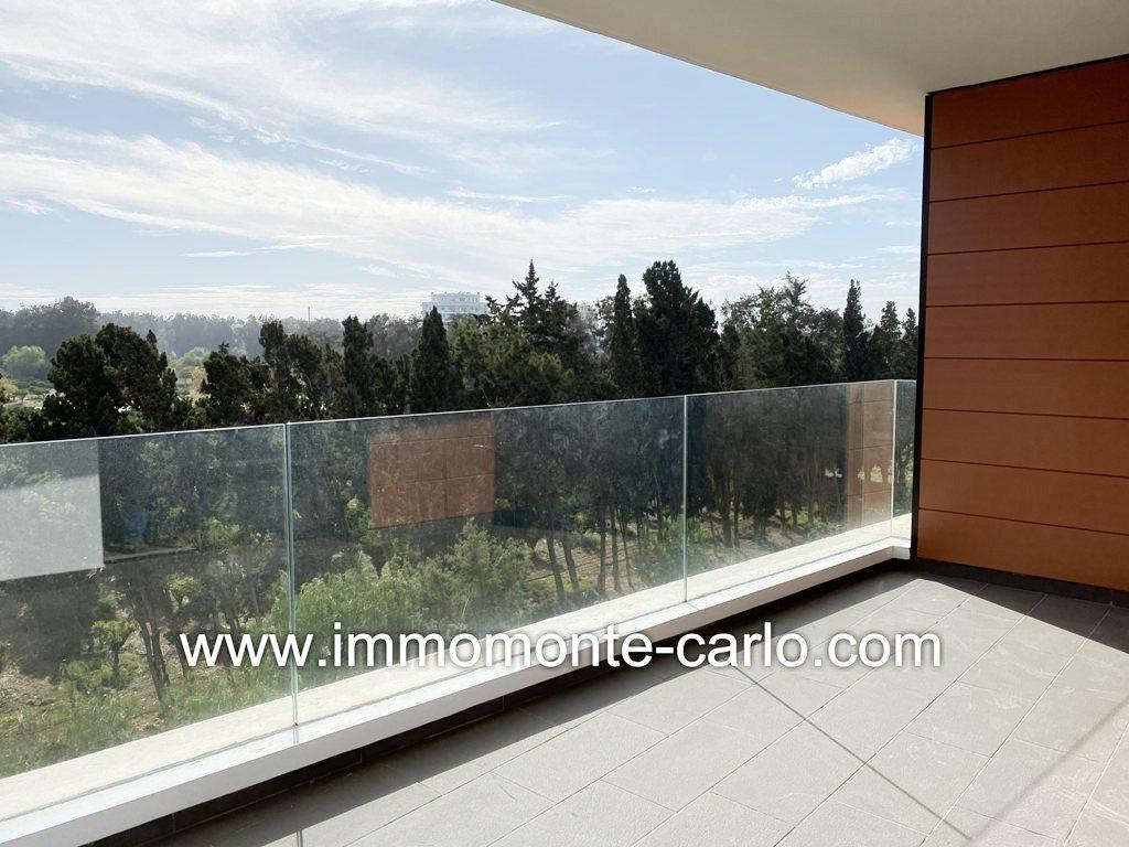 Superbe appartement à louer sans vis à vis avec grande terrasse à souissi Superbe appartement à louer sans vis à vis avec grande terrasse à souissi