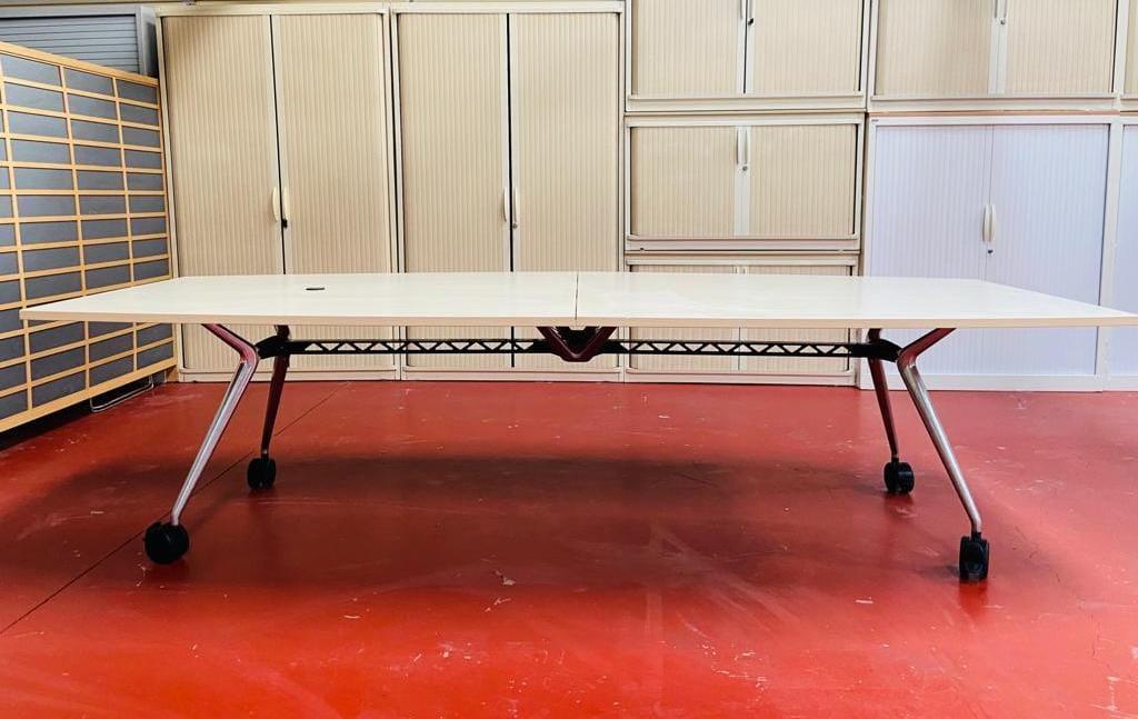 Table de réunion Konig Neurath Summa pliable 280cm