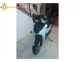 Motot HONDA SH