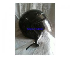 Casque moto et scooter HJC noir