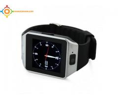 Smartwatch neuf avec caméra card sim carte memoire