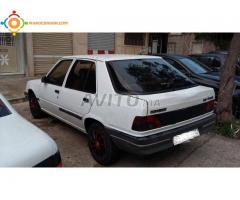 Peugeot 309