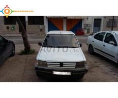 Peugeot 309