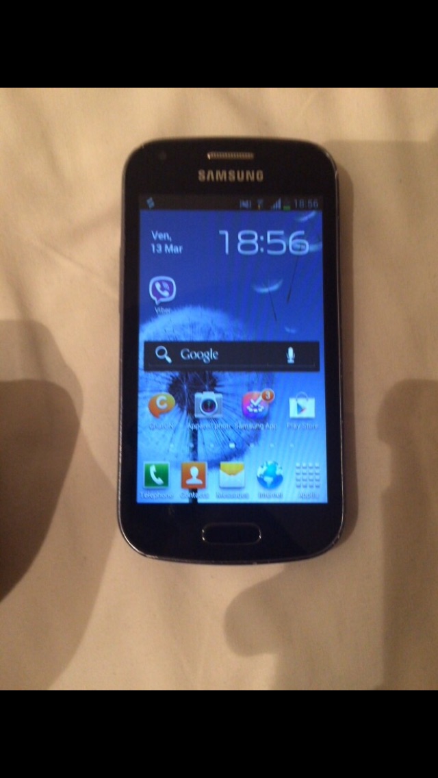 Samsung galaxy trend gt-s 7560