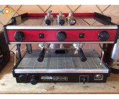 MACHINE PROFESSIONNELLE POUR LE CAFE