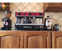 MACHINE PROFESSIONNELLE POUR LE CAFE