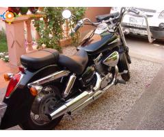 vends honda shadow 750