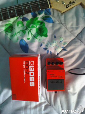 Pedal effet MEGA DISTORTION marque BOSS