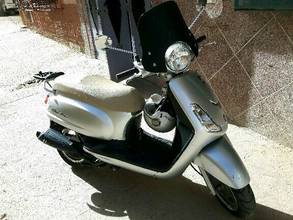 moto à vendre  0607789594