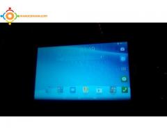 2 tablettes