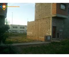 Je Vends un terrain situe au  Lotissement  Azzaytoune