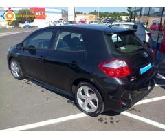 Toyota Auris Diesel toute option série limitée -2011