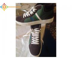 2 chaussures original neuf : pull and bear