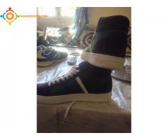 2 chaussures original neuf : pull and bear