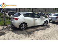 Voiture Alfa Romeo Giulietta a vendre