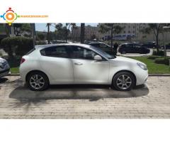 Voiture Alfa Romeo Giulietta a vendre