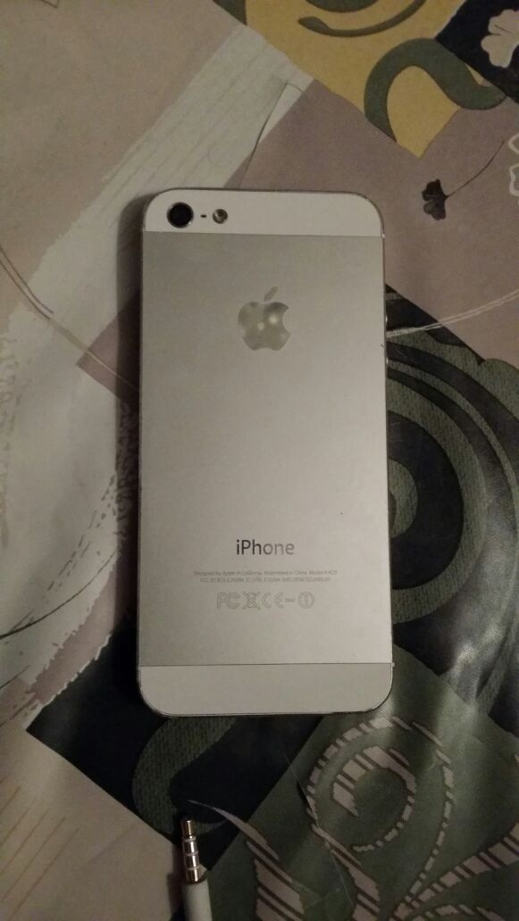 Iphone 5 blanc-2900dh