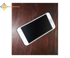 Samsung galaxy j2