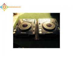 2 platines CDJ1000 MK3 Comme neuve