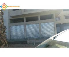 Vend magasin100 m sur mer akkari rabat