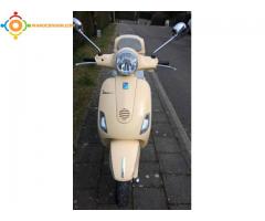 Vespa Lx 125 ie état neuf 6998 km