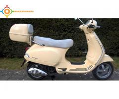 Vespa Lx 125 ie état neuf 6998 km