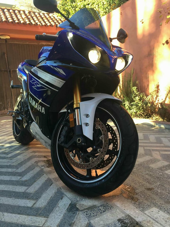 Yamaha r1 yzf crossplane -2014