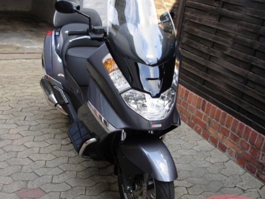 Aprilia Atlantis 500