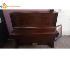 piano droit