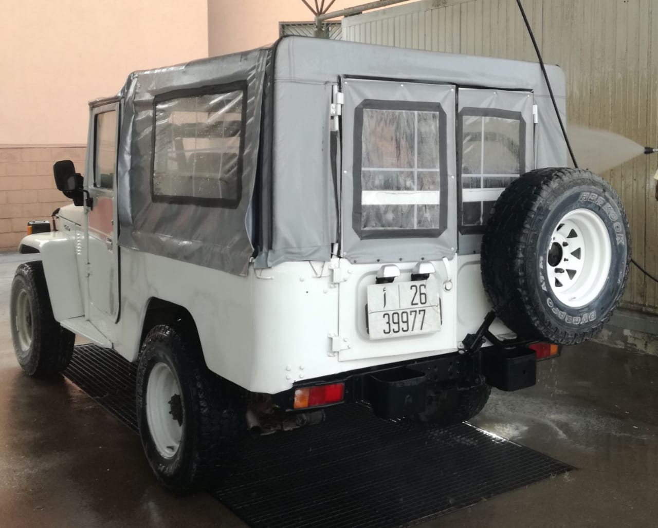 TOYOTA BJ 42