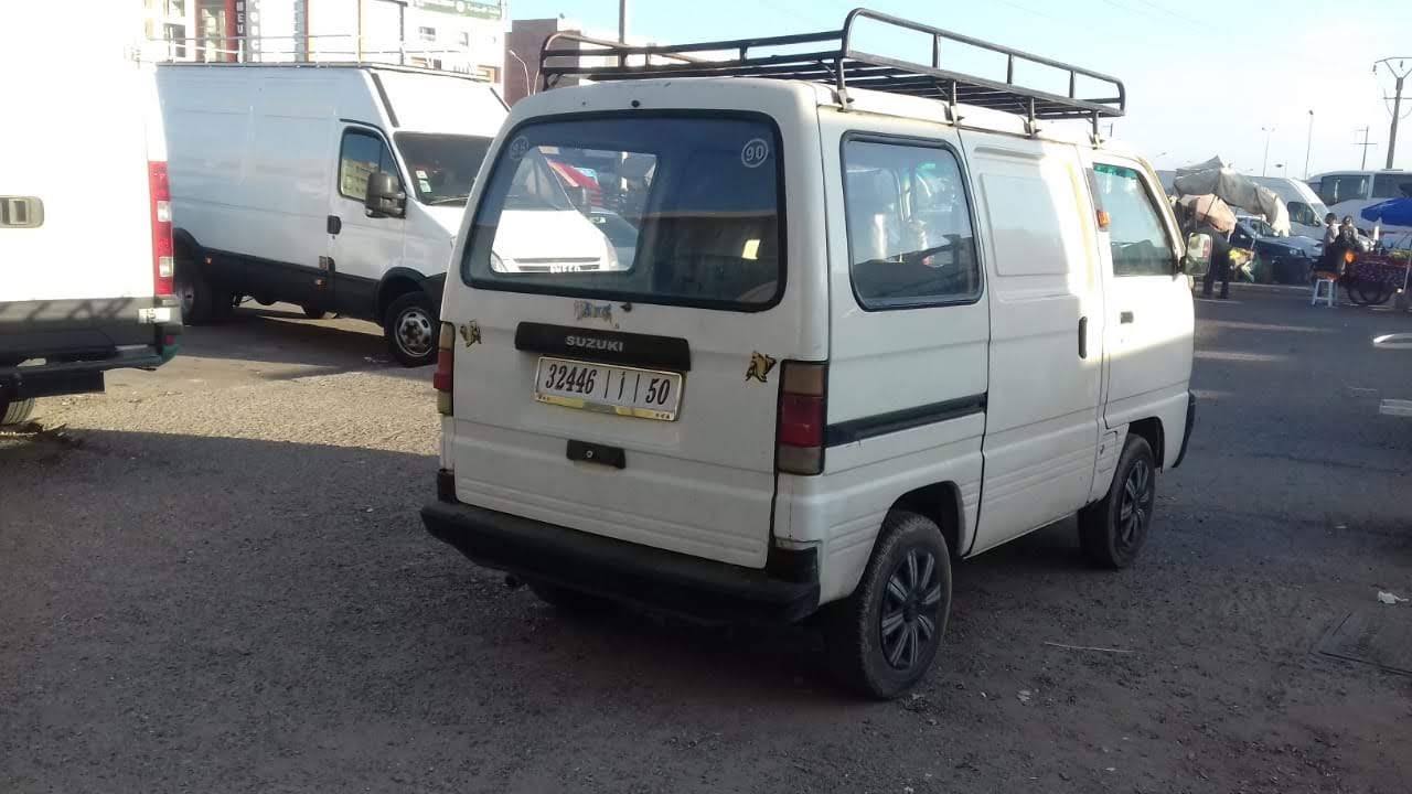 Suzuki Carry Essence