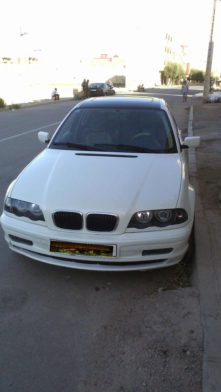 vend voiture bien entretenu (urgent) vend voiture bien entretenu (urgent)