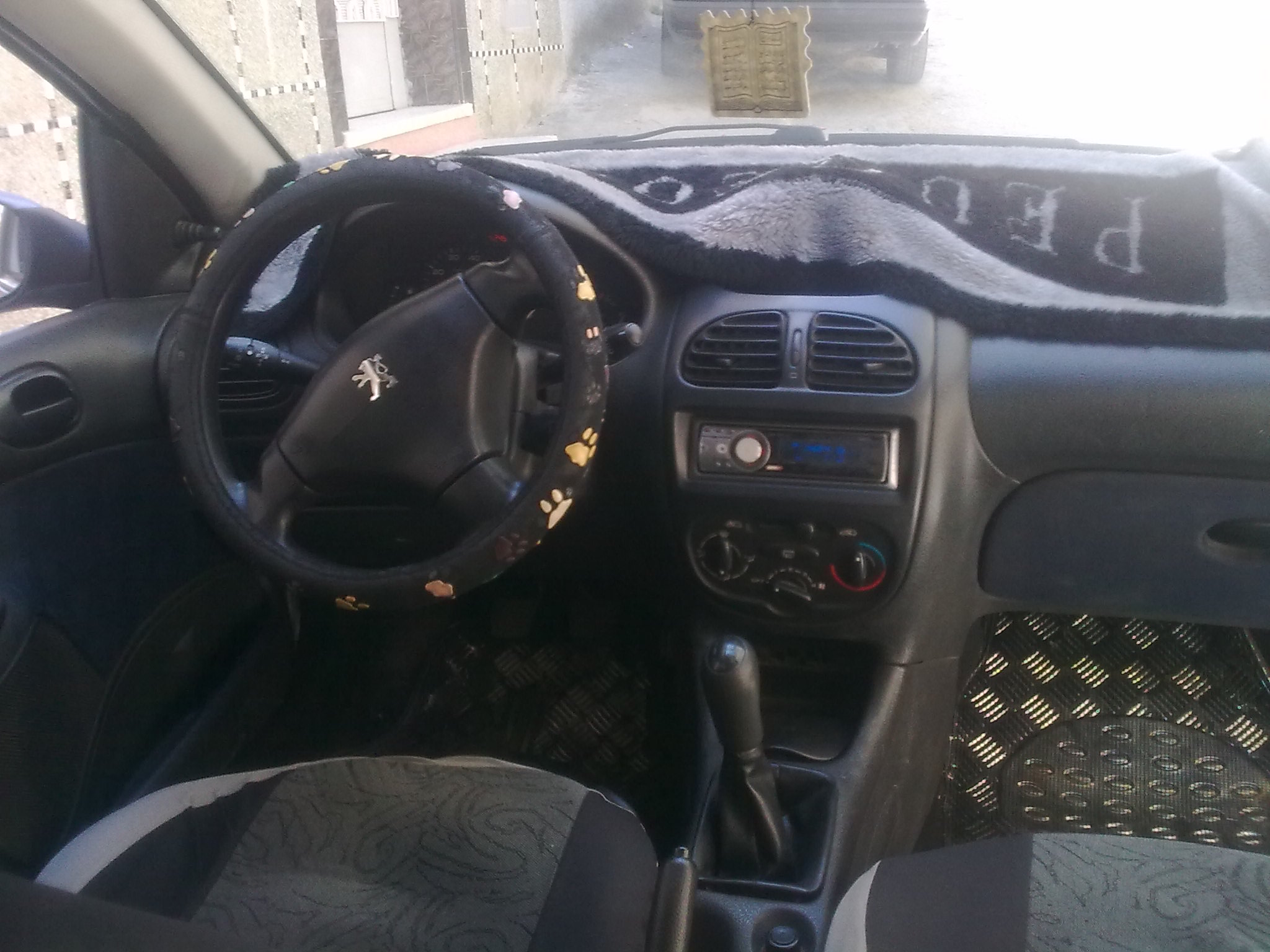 Peugeot 206 Essence Modèle 2003