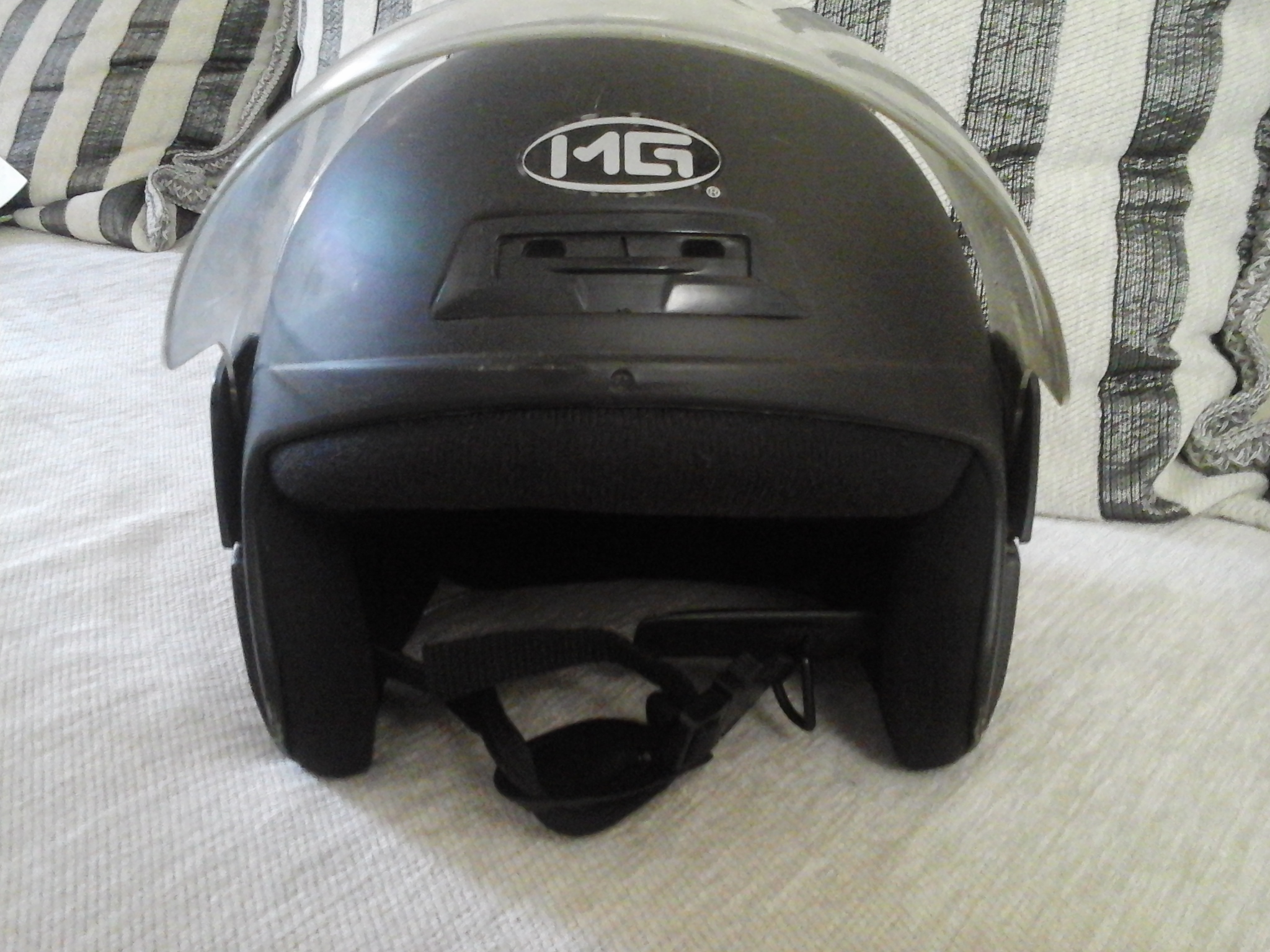 casque noir pour moto