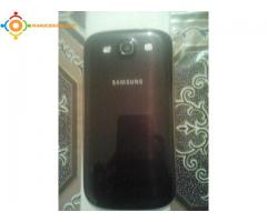 Samsung galaxie s3 presque neuf