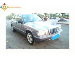 Mercedes-Benz 190 essence