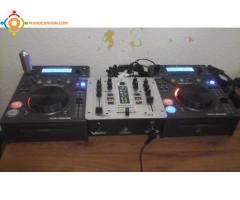 table de mixage + 2 lecteur scdj350 usb