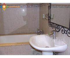Loue appartement F1, meublé, au centre Gueliz