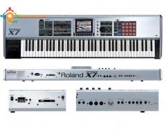 Roland Fantom X7