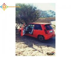 Voiture super 5 a vente