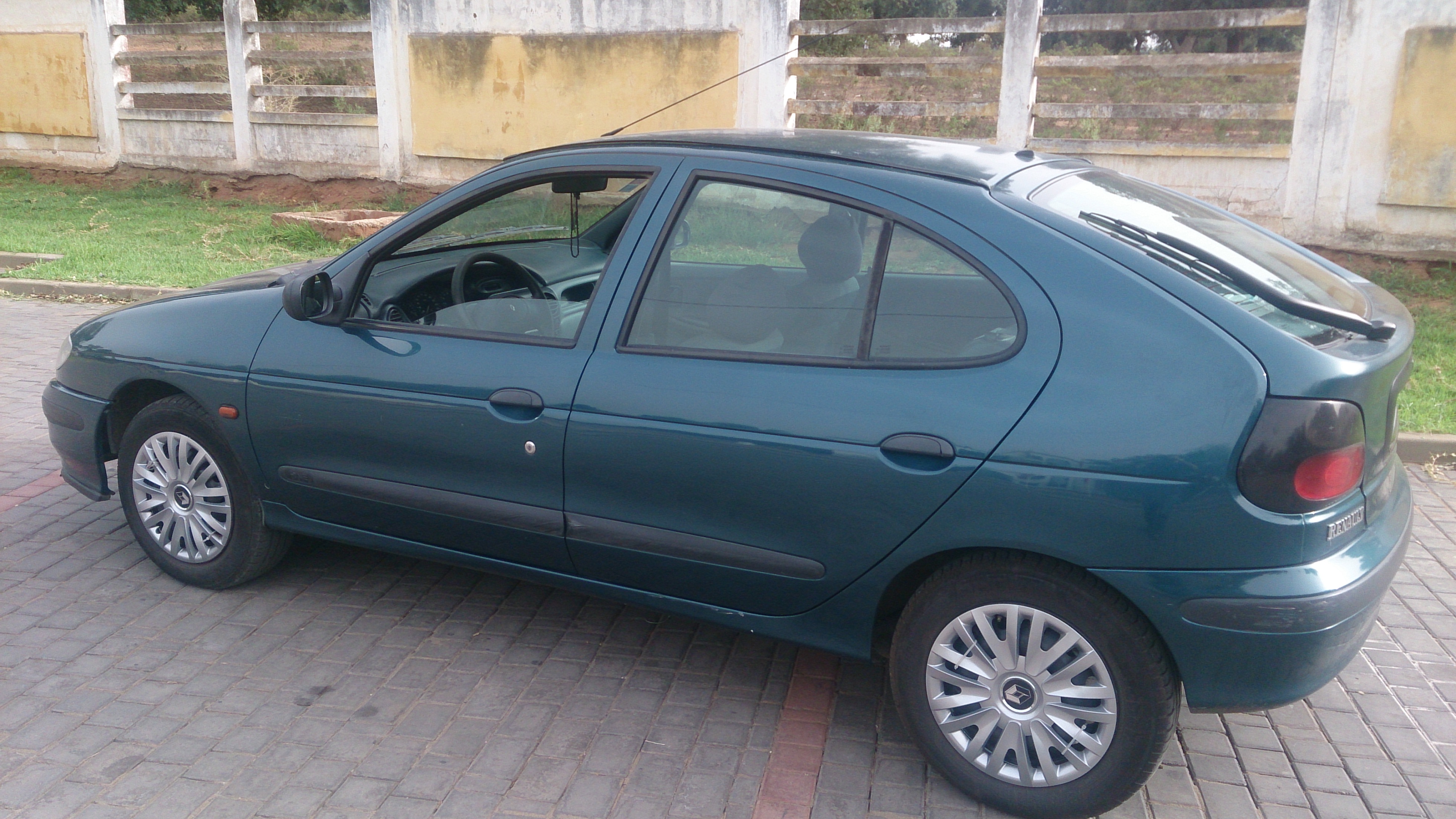 Renault megan à vendre Renault megan à vendre