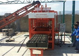 machine de brique pour la fabrication de parpaing