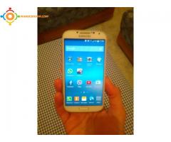 Samsung galaxy S4 blanc neuf
