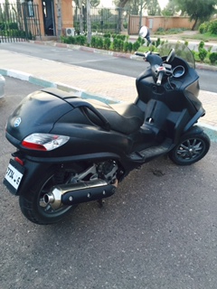 scooter piaggio mp3 400i e année 2009 /21000 km